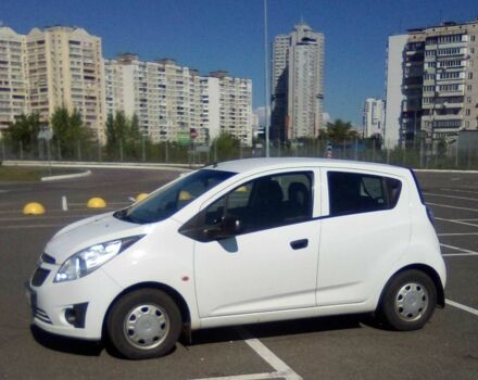 Білий Шевроле Спарк, об'ємом двигуна 1 л та пробігом 140 тис. км за 5582 $, фото 4 на Automoto.ua