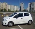 Білий Шевроле Спарк, об'ємом двигуна 1 л та пробігом 140 тис. км за 5582 $, фото 4 на Automoto.ua