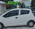Белый Шевроле Спарк, объемом двигателя 1 л и пробегом 200 тыс. км за 4200 $, фото 5 на Automoto.ua