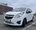Шевроле Спарк 2010 у Києві на Automoto.ua Білий Шевроле Спарк, об'ємом двигуна 1 л та пробігом 219 тис. км за 4500 $, фото 2 на Automoto.ua