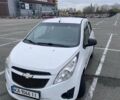 Шевроле Спарк 2010 у Києві на Automoto.ua Білий Шевроле Спарк, об'ємом двигуна 1 л та пробігом 219 тис. км за 4500 $, фото 1 на Automoto.ua