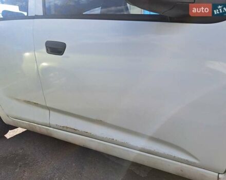 Белый Шевроле Спарк, объемом двигателя 1 л и пробегом 155 тыс. км за 4600 $, фото 3 на Automoto.ua