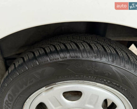 Білий Шевроле Спарк, об'ємом двигуна 0.99 л та пробігом 222 тис. км за 3000 $, фото 7 на Automoto.ua