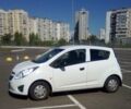 Белый Шевроле Спарк, объемом двигателя 1 л и пробегом 140 тыс. км за 5500 $, фото 1 на Automoto.ua