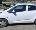 Белый Шевроле Спарк, объемом двигателя 1 л и пробегом 254 тыс. км за 5400 $, фото 2 на Automoto.ua