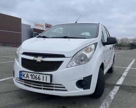 Шевроле Спарк 2010 у Києві на Automoto.ua Білий Шевроле Спарк, об'ємом двигуна 1 л та пробігом 219 тис. км за 4500 $, фото 14 на Automoto.ua