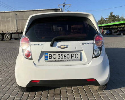 Білий Шевроле Спарк, об'ємом двигуна 1 л та пробігом 170 тис. км за 3500 $, фото 5 на Automoto.ua