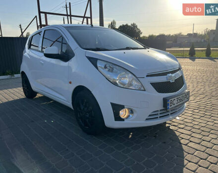 Білий Шевроле Спарк, об'ємом двигуна 1 л та пробігом 170 тис. км за 3500 $, фото 2 на Automoto.ua