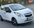 Белый Шевроле Спарк, объемом двигателя 1 л и пробегом 180 тыс. км за 4300 $, фото 1 на Automoto.ua
