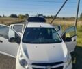 Белый Шевроле Спарк, объемом двигателя 1 л и пробегом 176 тыс. км за 3557 $, фото 2 на Automoto.ua