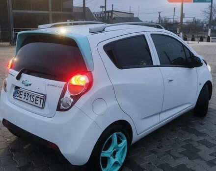 Белый Шевроле Спарк, объемом двигателя 0.99 л и пробегом 171 тыс. км за 6200 $, фото 2 на Automoto.ua