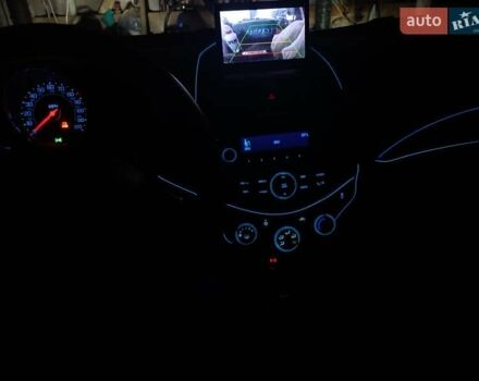 Шевроле Спарк 2012 у Татарбунарах на Automoto.ua Білий Шевроле Спарк, об'ємом двигуна 1.21 л та пробігом 96 тис. км за 6500 $, фото 11 на Automoto.ua