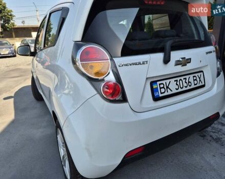 Белый Шевроле Спарк, объемом двигателя 1 л и пробегом 94 тыс. км за 4943 $, фото 16 на Automoto.ua