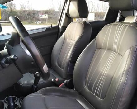 Белый Шевроле Спарк, объемом двигателя 1.21 л и пробегом 156 тыс. км за 5600 $, фото 12 на Automoto.ua