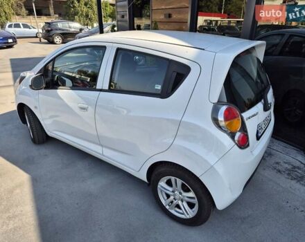 Белый Шевроле Спарк, объемом двигателя 1 л и пробегом 94 тыс. км за 4943 $, фото 3 на Automoto.ua