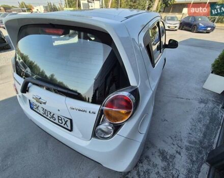 Белый Шевроле Спарк, объемом двигателя 1 л и пробегом 94 тыс. км за 4943 $, фото 6 на Automoto.ua