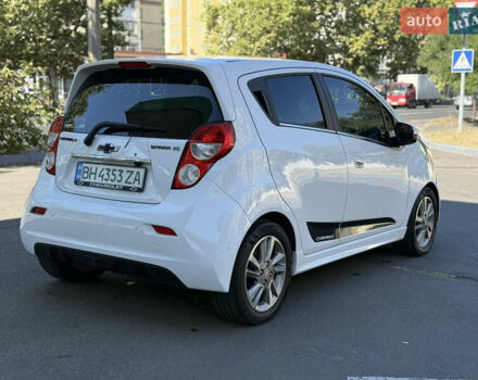Білий Шевроле Спарк, об'ємом двигуна 0 л та пробігом 84 тис. км за 7499 $, фото 3 на Automoto.ua