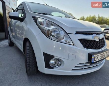 Білий Шевроле Спарк, об'ємом двигуна 1 л та пробігом 94 тис. км за 4937 $, фото 21 на Automoto.ua