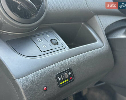 Белый Шевроле Спарк, объемом двигателя 1 л и пробегом 143 тыс. км за 3600 $, фото 14 на Automoto.ua