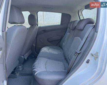 Белый Шевроле Спарк, объемом двигателя 1 л и пробегом 143 тыс. км за 3600 $, фото 34 на Automoto.ua