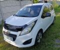 Белый Шевроле Спарк, объемом двигателя 1 л и пробегом 136 тыс. км за 4400 $, фото 1 на Automoto.ua