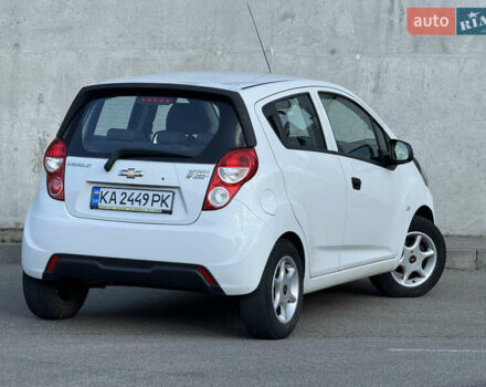 Белый Шевроле Спарк, объемом двигателя 1 л и пробегом 143 тыс. км за 3600 $, фото 11 на Automoto.ua