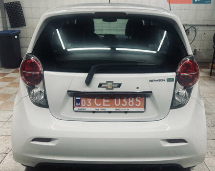 Білий Шевроле Спарк, об'ємом двигуна 0 л та пробігом 55 тис. км за 7700 $, фото 3 на Automoto.ua