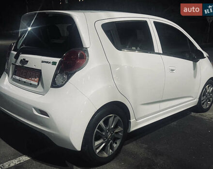 Білий Шевроле Спарк, об'ємом двигуна 0 л та пробігом 55 тис. км за 7700 $, фото 13 на Automoto.ua