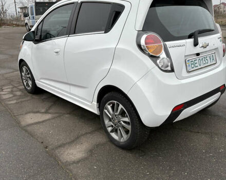 Білий Шевроле Спарк, об'ємом двигуна 0 л та пробігом 78 тис. км за 10000 $, фото 4 на Automoto.ua