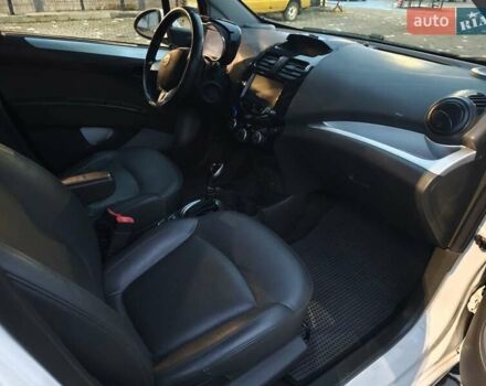 Белый Шевроле Спарк, объемом двигателя 0 л и пробегом 84 тыс. км за 6900 $, фото 20 на Automoto.ua