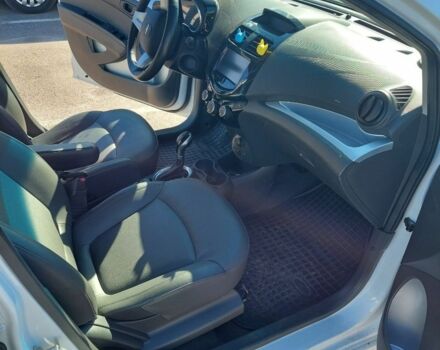 Білий Шевроле Спарк, об'ємом двигуна 0 л та пробігом 118 тис. км за 7499 $, фото 6 на Automoto.ua