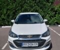 Белый Шевроле Спарк, объемом двигателя 1.4 л и пробегом 82 тыс. км за 9623 $, фото 1 на Automoto.ua