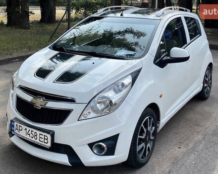 Білий Шевроле Спарк, об'ємом двигуна 1 л та пробігом 124 тис. км за 5000 $, фото 1 на Automoto.ua
