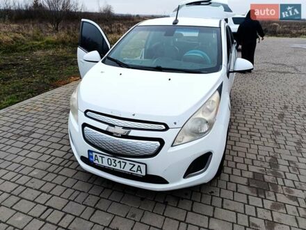 Белый Шевроле Спарк, объемом двигателя 0 л и пробегом 199 тыс. км за 5500 $, фото 1 на Automoto.ua
