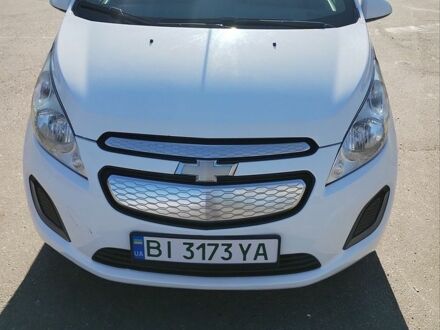 Білий Шевроле Спарк, об'ємом двигуна 0 л та пробігом 230 тис. км за 5500 $, фото 1 на Automoto.ua