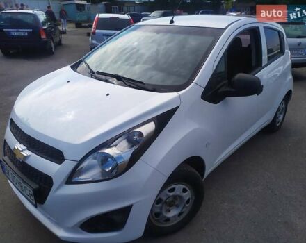 Белый Шевроле Спарк, объемом двигателя 0.99 л и пробегом 134 тыс. км за 5600 $, фото 1 на Automoto.ua