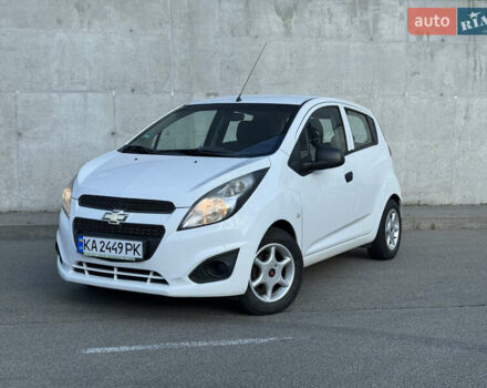 Белый Шевроле Спарк, объемом двигателя 1 л и пробегом 143 тыс. км за 3600 $, фото 1 на Automoto.ua