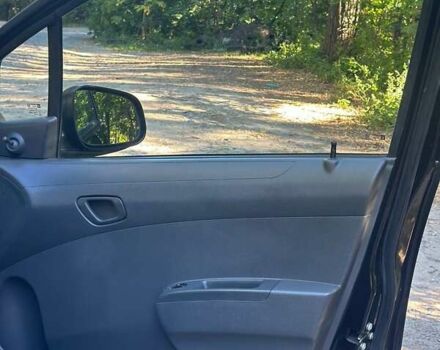 Шевроле Спарк 2011 у Києві на Automoto.ua Чорний Шевроле Спарк, об'ємом двигуна 1 л та пробігом 141 тис. км за 5300 $, фото 23 на Automoto.ua