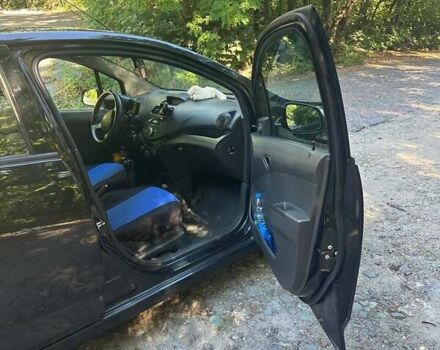 Шевроле Спарк 2011 у Києві на Automoto.ua Чорний Шевроле Спарк, об'ємом двигуна 1 л та пробігом 141 тис. км за 5300 $, фото 19 на Automoto.ua