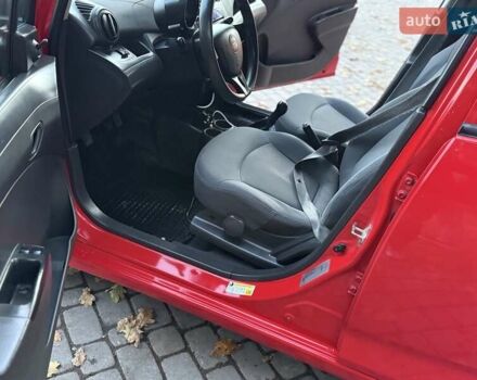 Шевроле Спарк 2011 у Львові на Automoto.ua Червоний Шевроле Спарк, об'ємом двигуна 1 л та пробігом 232 тис. км за 3350 $, фото 36 на Automoto.ua