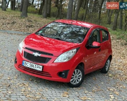 Красный Шевроле Спарк, объемом двигателя 1 л и пробегом 232 тыс. км за 3900 $, фото 2 на Automoto.ua