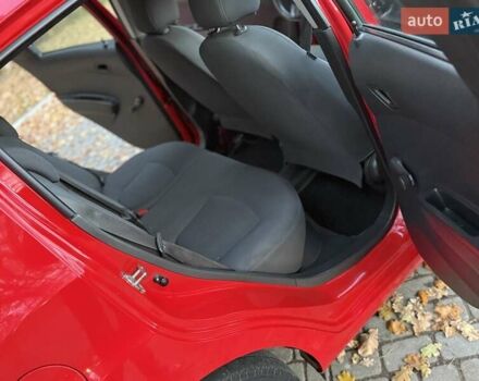 Червоний Шевроле Спарк, об'ємом двигуна 1 л та пробігом 232 тис. км за 2999 $, фото 53 на Automoto.ua