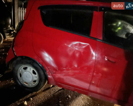 Красный Шевроле Спарк, объемом двигателя 1 л и пробегом 134 тыс. км за 2000 $, фото 2 на Automoto.ua