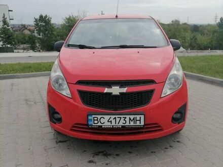 Шевроле Спарк 2010 в Львове на Automoto.ua Красный Шевроле Спарк, объемом двигателя 0.99 л и пробегом 186 тыс. км за 3250 $, фото 1 на Automoto.ua