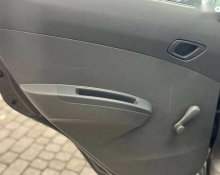 Шевроле Спарк, объемом двигателя 1 л и пробегом 161 тыс. км за 4500 $, фото 16 на Automoto.ua