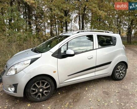 Серый Шевроле Спарк, объемом двигателя 1 л и пробегом 142 тыс. км за 3800 $, фото 10 на Automoto.ua