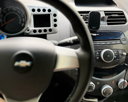 Серый Шевроле Спарк, объемом двигателя 1.21 л и пробегом 200 тыс. км за 4505 $, фото 5 на Automoto.ua