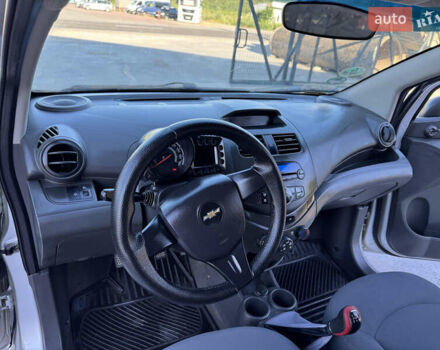 Серый Шевроле Спарк, объемом двигателя 1 л и пробегом 150 тыс. км за 4150 $, фото 26 на Automoto.ua