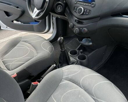 Серый Шевроле Спарк, объемом двигателя 1 л и пробегом 100 тыс. км за 4899 $, фото 5 на Automoto.ua