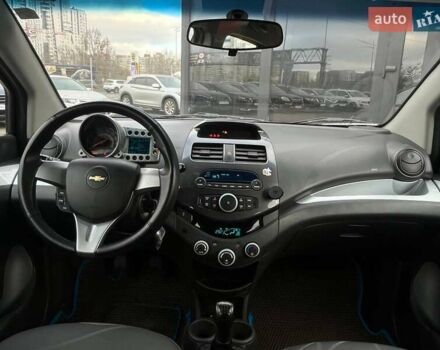 Сірий Шевроле Спарк, об'ємом двигуна 1.21 л та пробігом 93 тис. км за 6790 $, фото 12 на Automoto.ua